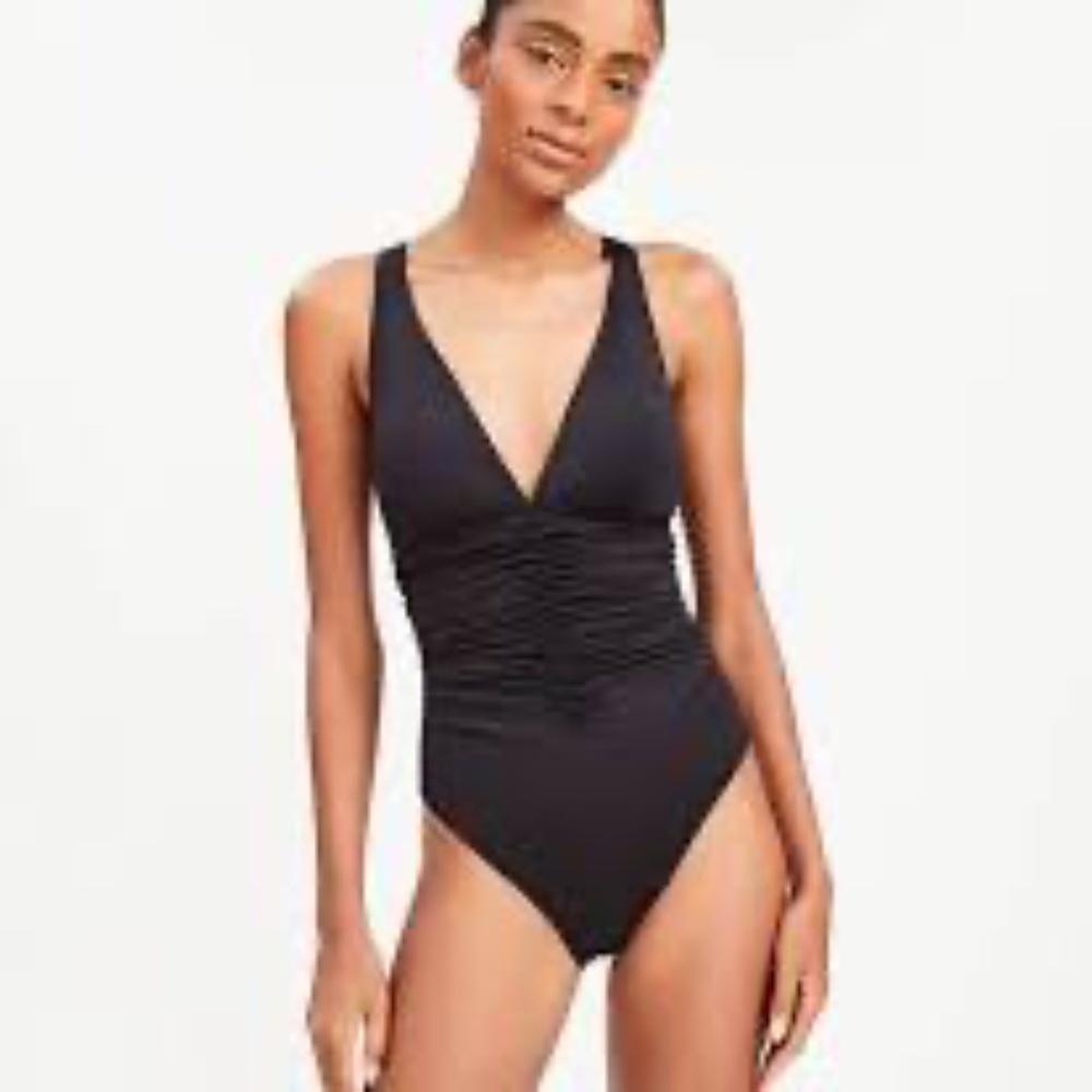 NWT 2025 LOFT black ruched cross back one piece swimsuit size small 4-6